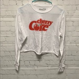 Long sleeve crop top t-shirt